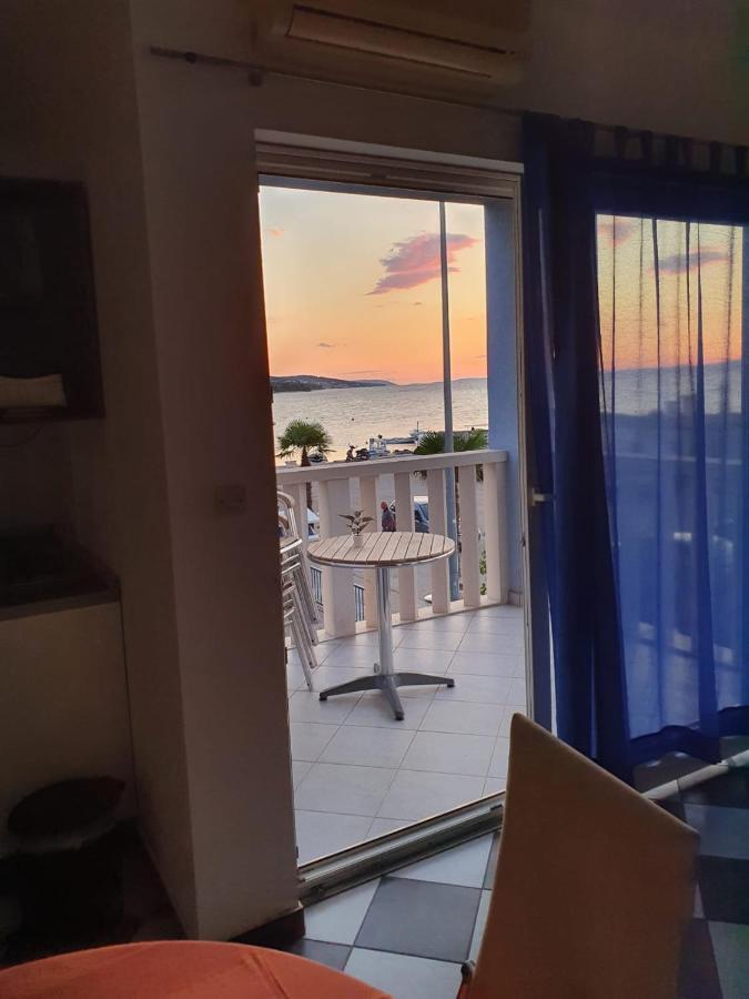 Aparthotel Marina Gromela Mirce Eksteriør bilde